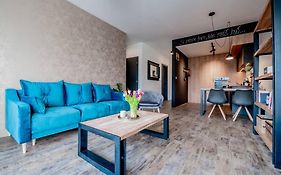 B10 Business Apartments